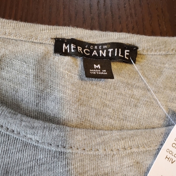 ✨️🍂✨️🍁✨️ J. CREW Mercantile. SIZE M women. Grey w/ cream hem. FALL - Picture 2 of 7